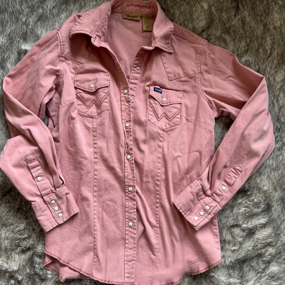 Wrangler Pink Button Down Medium Top